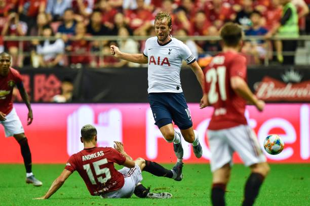 他们通过这 他们通过这