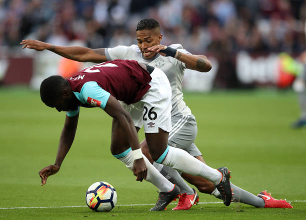 及竞争对手 及竞争对手