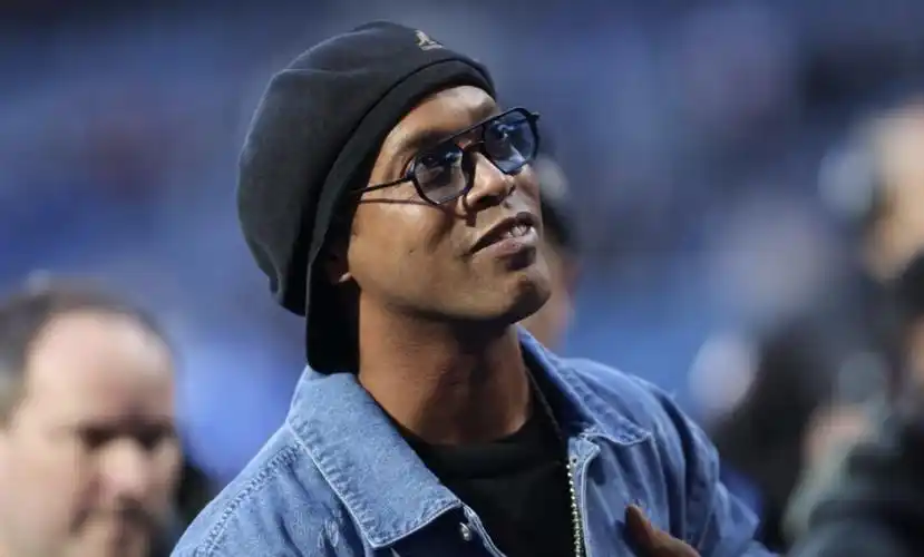 维克托虽然 维克托虽然